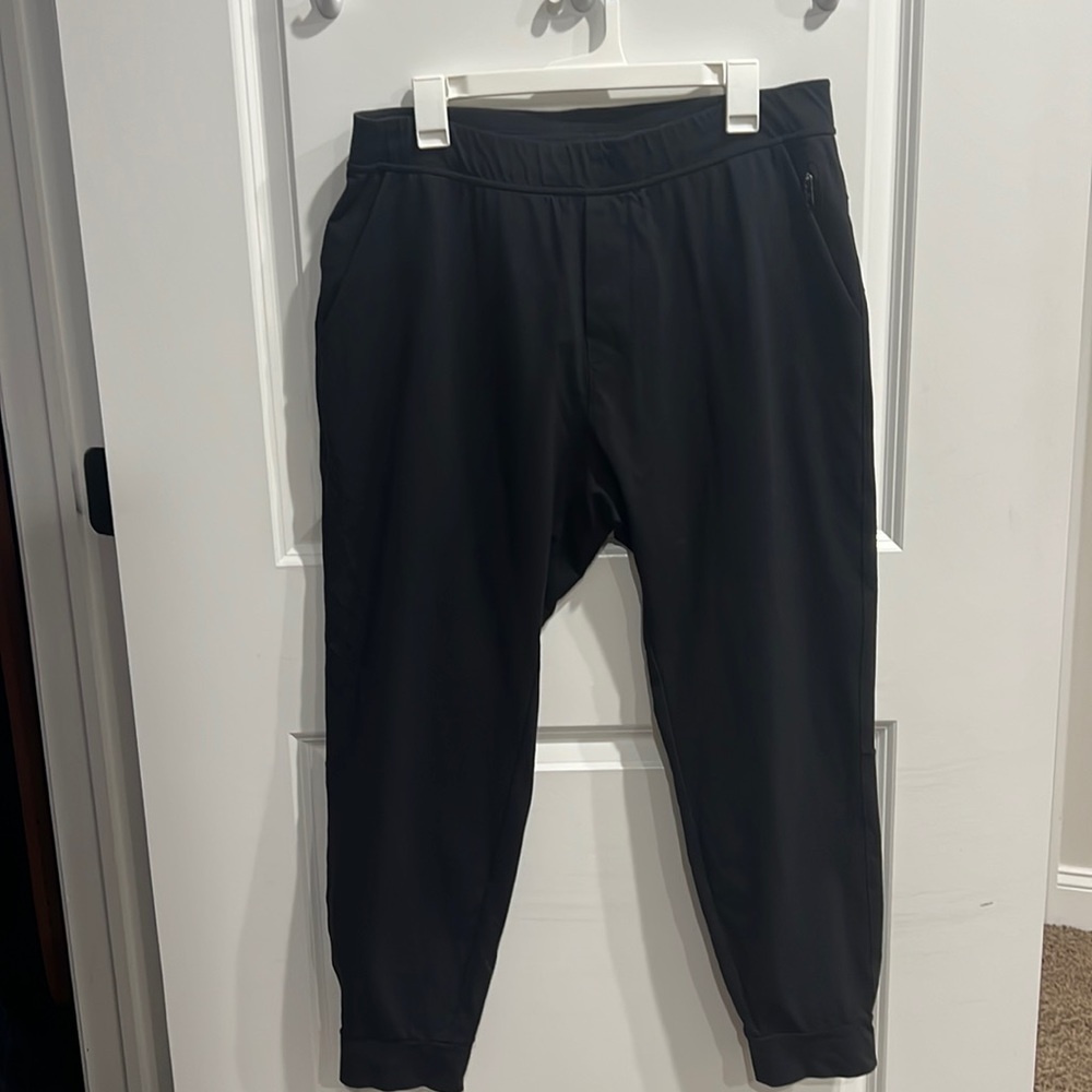 Men’s Public Rec Excellent Condition Johger Pants Black 36/30